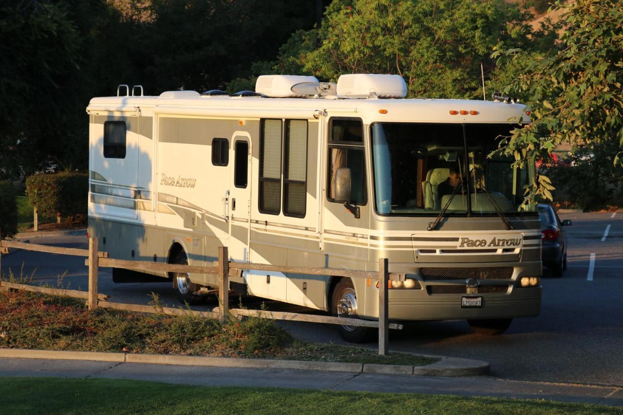 Tower 64 & Rv 2*