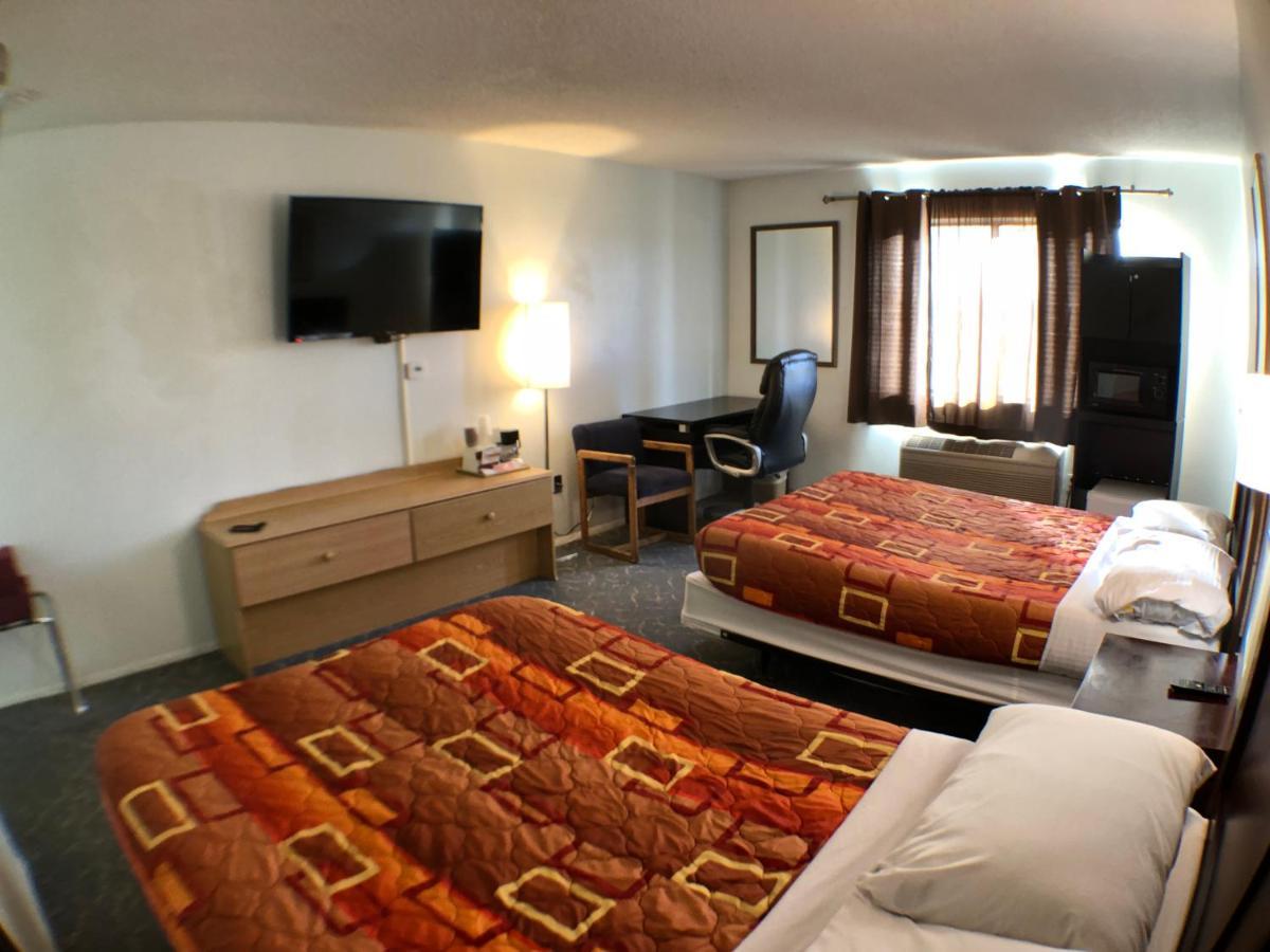 Tower 64 & Rv Motel 2*