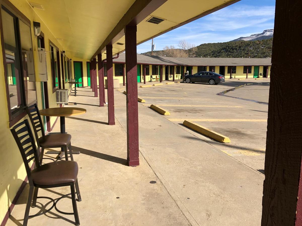 Tower 64 & Rv Motel